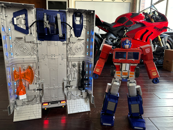 Robosen Trailer Ax and Gun attachment - Shift Koncepts